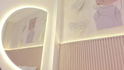 Daiana online show from April 21, 2026, 8:34 pm