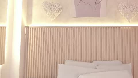 Snapshot of daiana_curly chatting on June 22, 2026, 7:44 pm Daiana online show from June 22, 2026, 7:44 pm