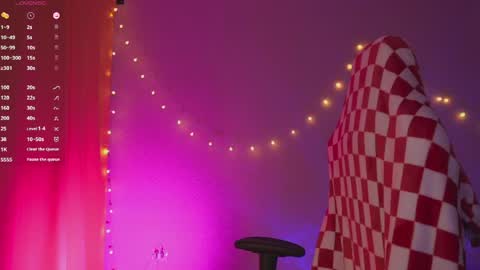 Cute DianaOnline mostly at 8pm-0000 am UK TimeTuesday and Wednesday off online show from April 23, 2026, 9:17 pm