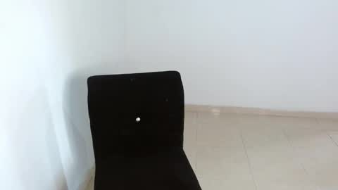 Daiisha.. online show from April 15, 2026, 10:10 pm