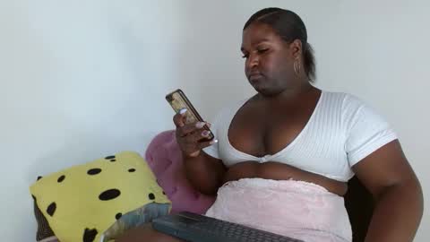 Daiisha.. online show from April 19, 2026, 3:22 pm