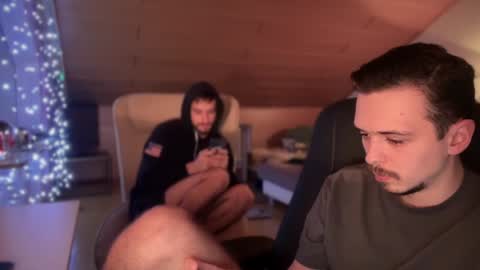 Daimon  online show from January 8, 2025, 1:21 am