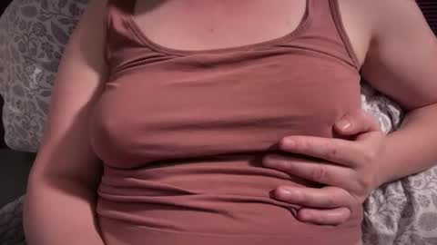 Mx Mommy Moo online show from July 7, 2026, 5:43 am