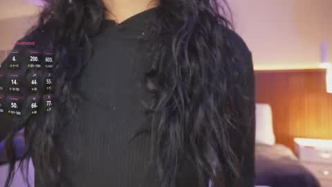 Snapshot of daisy_lit chatting on May 17, 2026, 2:46 pm Daisy online show from May 17, 2026, 2:46 pm