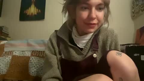 DaisyB3 online show from February 24, 2025, 6:05 am