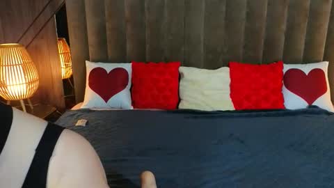 daisydelight_ online show from February 15, 2026, 3:25 am