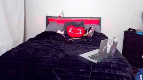 Daisy Wylde online show from October 16, 2025, 12:06 pm