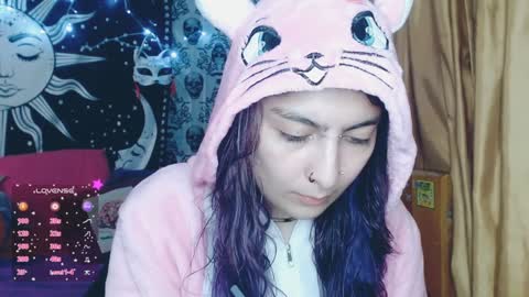    --  -- help me reach 100 hands up  online show from January 15, 2025, 6:22 am