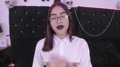 dakitty_moon online show from February 19, 2025, 4:00 pm