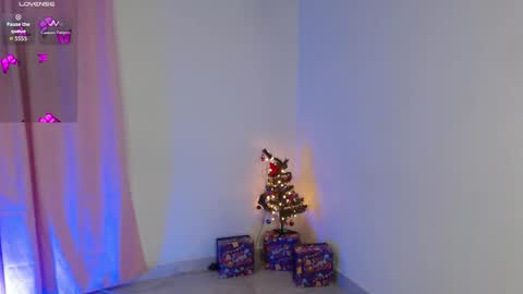 VALENTINA  online show from December 21, 2025, 7:59 am