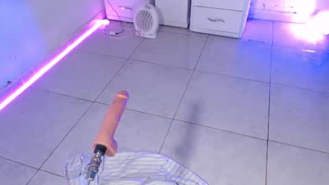Snapshot of dakkotta_curvy chatting on July 24, 2026, 7:56 pm VALENTINA online show from July 24, 2026, 7:56 pm