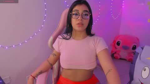 Snapshot of dakoota_luv chatting on November 5, 2025, 4:23 am dakoota_luv online show from November 5, 2025, 4:23 am