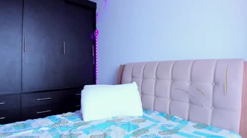 Snapshot of dakostelee1_ chatting on March 7, 2025, 6:11 pm dakostelee1_ online show from March 7, 2025, 6:11 pm