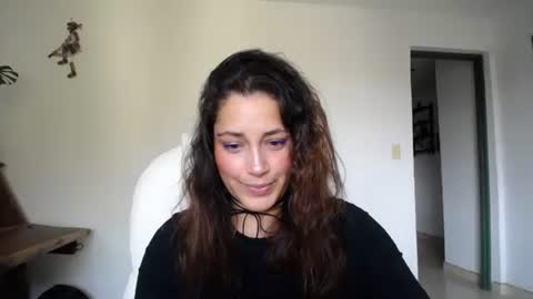 IG  dakotasofiaa online show from May 20, 2026, 9:54 pm