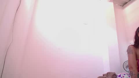 Dakota and Aron online show from April 19, 2026, 2:49 pm