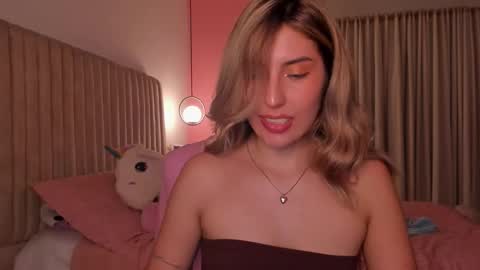 Helloo HAPPY NEW YEAR  Ill be back soon   online show from January 7, 2026, 12:24 am