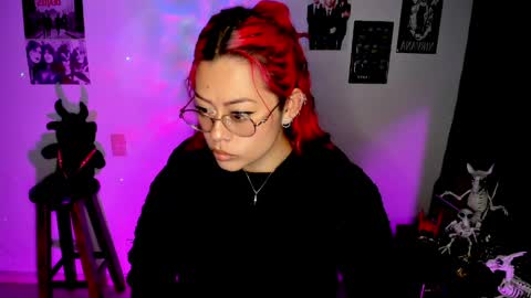 Snapshot of dakota_crab chatting on April 20, 2026, 11:17 pm Dakota Crab online show from April 20, 2026, 11:17 pm