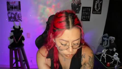 Snapshot of dakota_crab chatting on April 21, 2026, 1:42 am Dakota Crab online show from April 21, 2026, 1:42 am
