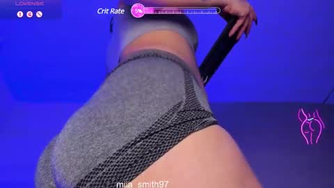 mia online show from March 5, 2025, 2:03 am