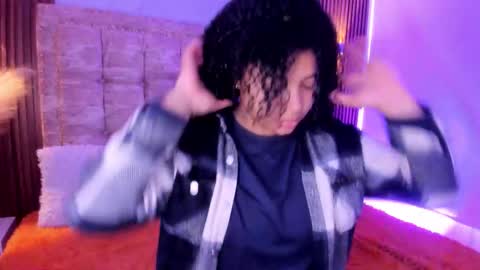 dakota_mars online show from September 28, 2025, 11:59 am