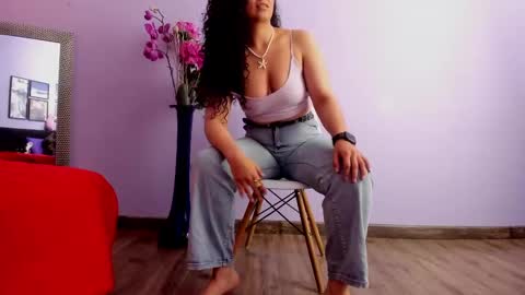 Snapshot of dakota_rainbow22 chatting on October 9, 2025, 6:39 pm DAKOTA online show from October 9, 2025, 6:39 pm