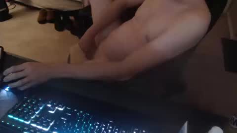 Dakota online show from October 15, 2025, 3:39 am