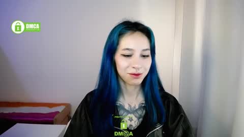 Maca online show from September 10, 2025, 8:53 pm