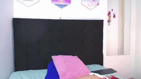 Daakota  online show from April 1, 2026, 12:28 pm