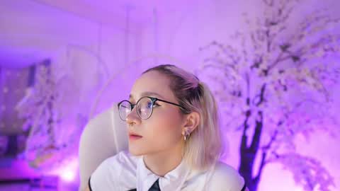 Dalahia Rush online show from February 26, 2025, 11:30 am