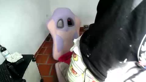 daleska_delicious1 online show from April 3, 2026, 2:04 pm