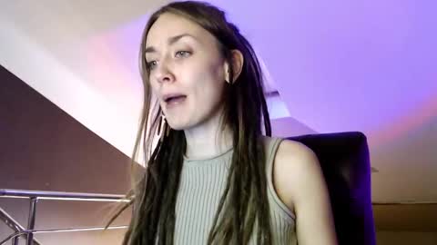 Dalia  online show from December 2, 2024, 10:07 am