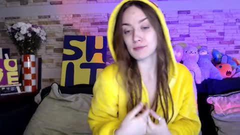 Dalia  online show from October 21, 2025, 9:32 am