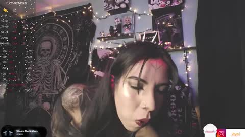 dalia_vorhees online show from January 7, 2025, 3:35 am