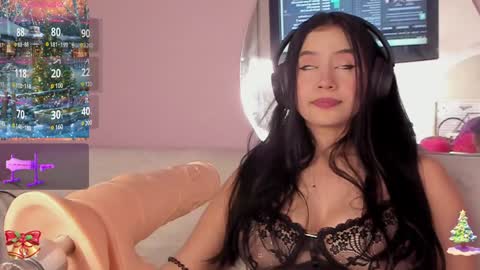 leila williams online show from December 7, 2024, 1:58 am