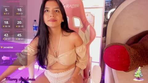 leila williams online show from January 1, 2025, 8:35 am