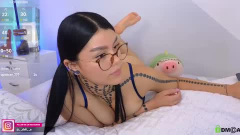 Dalia online show from February 23, 2025, 1:02 am