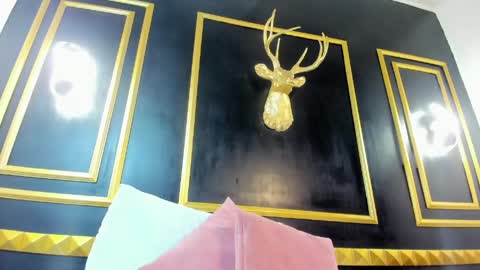 Dalila online show from April 15, 2026, 2:51 am