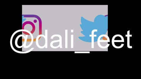 Snapshot of dalila_oficials chatting on April 27, 2026, 11:30 am online show from April 27, 2026, 11:30 am