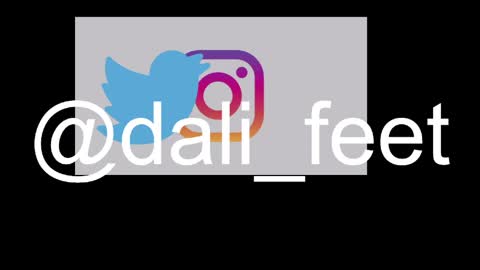 Snapshot of dalila_oficials chatting on April 30, 2026, 11:27 am online show from April 30, 2026, 11:27 am