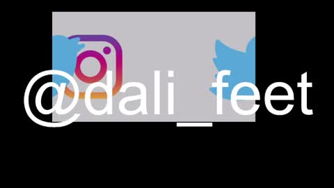Snapshot of dalila_oficials chatting on May 19, 2026, 11:27 am online show from May 19, 2026, 11:27 am
