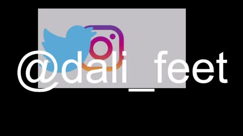 Snapshot of dalila_oficials chatting on May 25, 2026, 11:27 am online show from May 25, 2026, 11:27 am