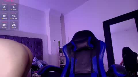 Snapshot of dallas_whitee chatting on June 15, 2026, 6:32 pm Dallas whitee online show from June 15, 2026, 6:32 pm