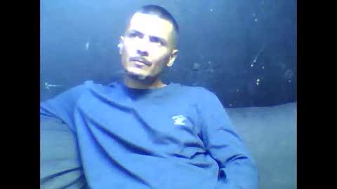 dallaslove23 online show from November 23, 2025, 5:57 pm