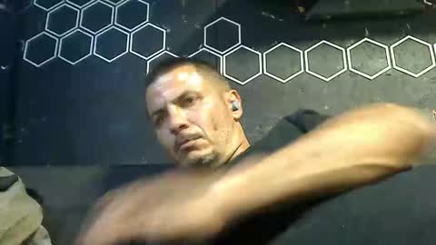 dallaslove23 online show from April 12, 2026, 5:07 pm