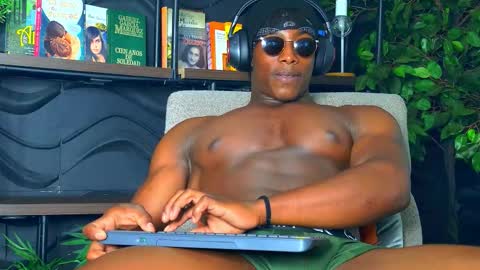 dalton_asher online show from November 21, 2025, 6:06 pm