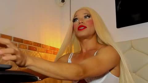         online show from February 3, 2025, 3:09 am