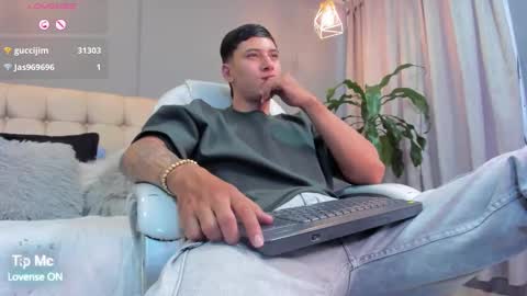 DAMIAN online show from September 28, 2025, 2:55 pm