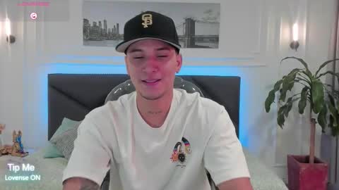 DAMIAN online show from January 17, 2026, 12:43 pm