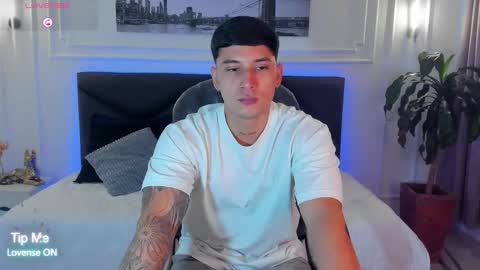 DAMIAN online show from February 8, 2026, 1:03 pm