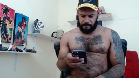 damian64436171 online show from October 20, 2025, 4:40 pm